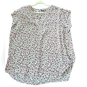 Reitmans Essentials Cream Floral CrepeBlouse with Cap Sleeves - Size XXL